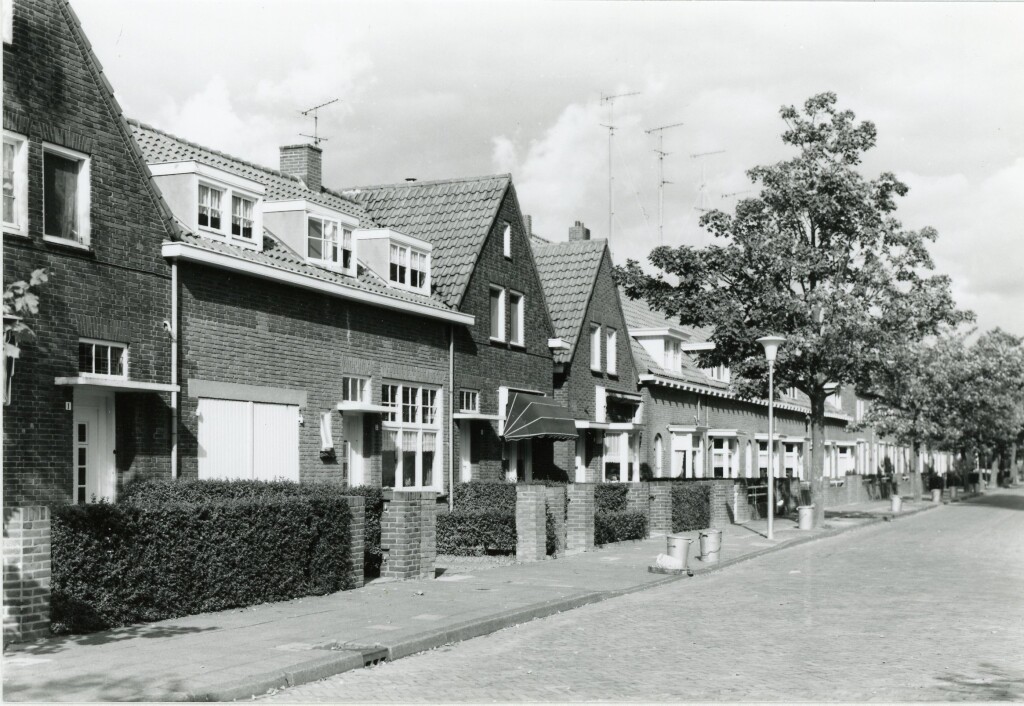 Emmastraat 1