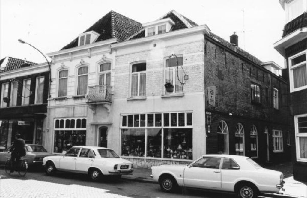 Kaaistraat 32