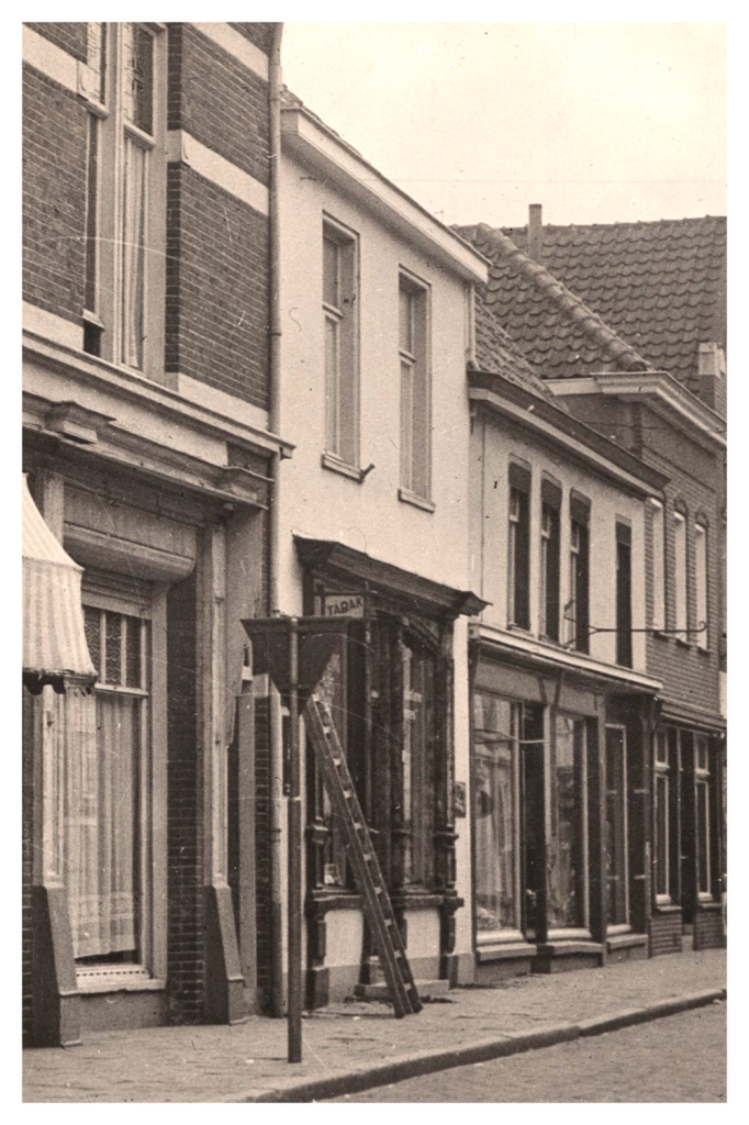 Blauwstraat 76