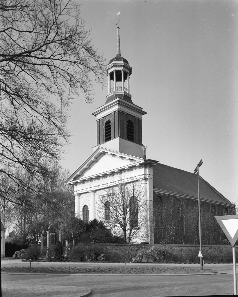 Kerkplein 7