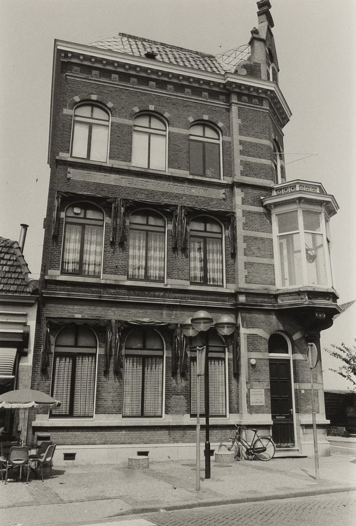 Kaaistraat 21