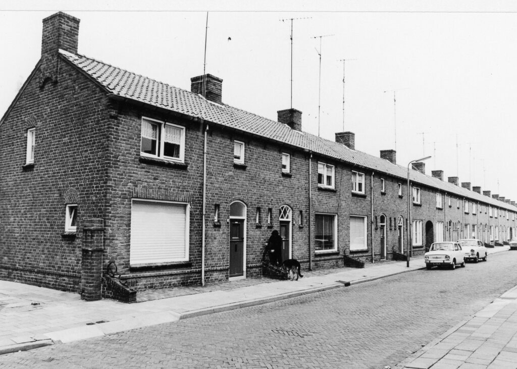 Nicolaas Peckstraat 15 · 1972
