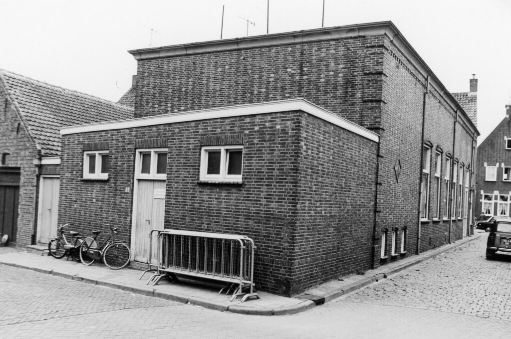 Kaaistraat 12 · 01-03-1972