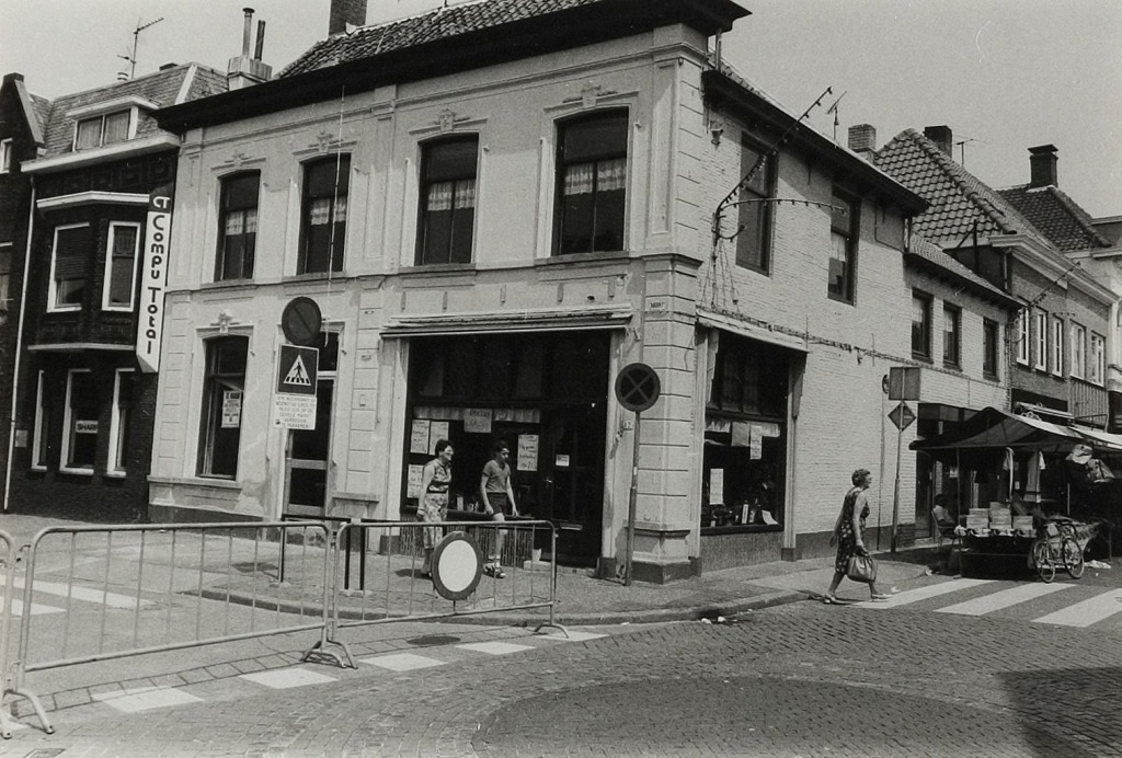Markt 2