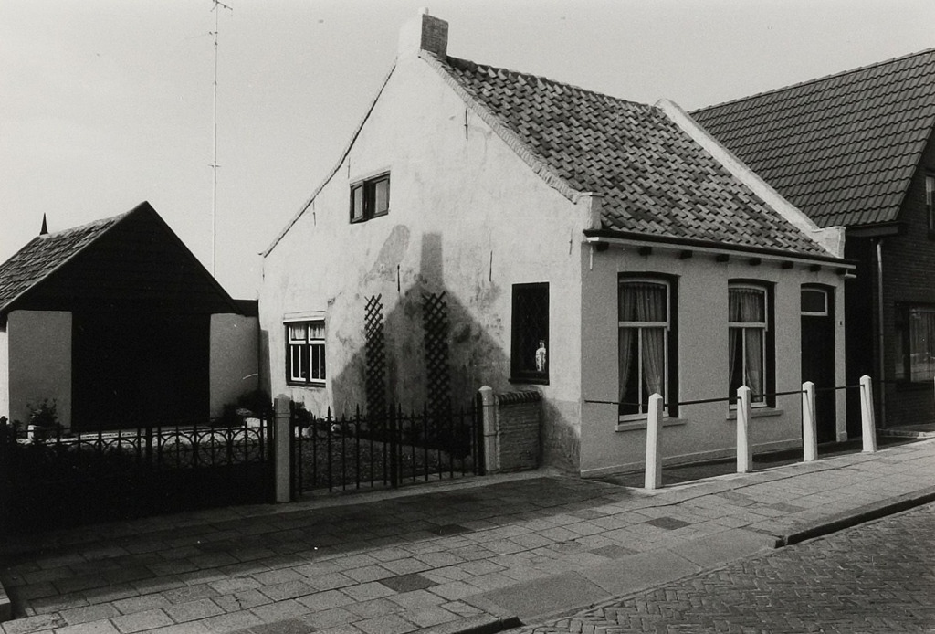 Dorpsweg 81