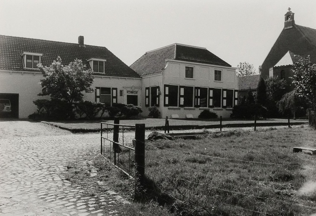 Dorpsweg 136