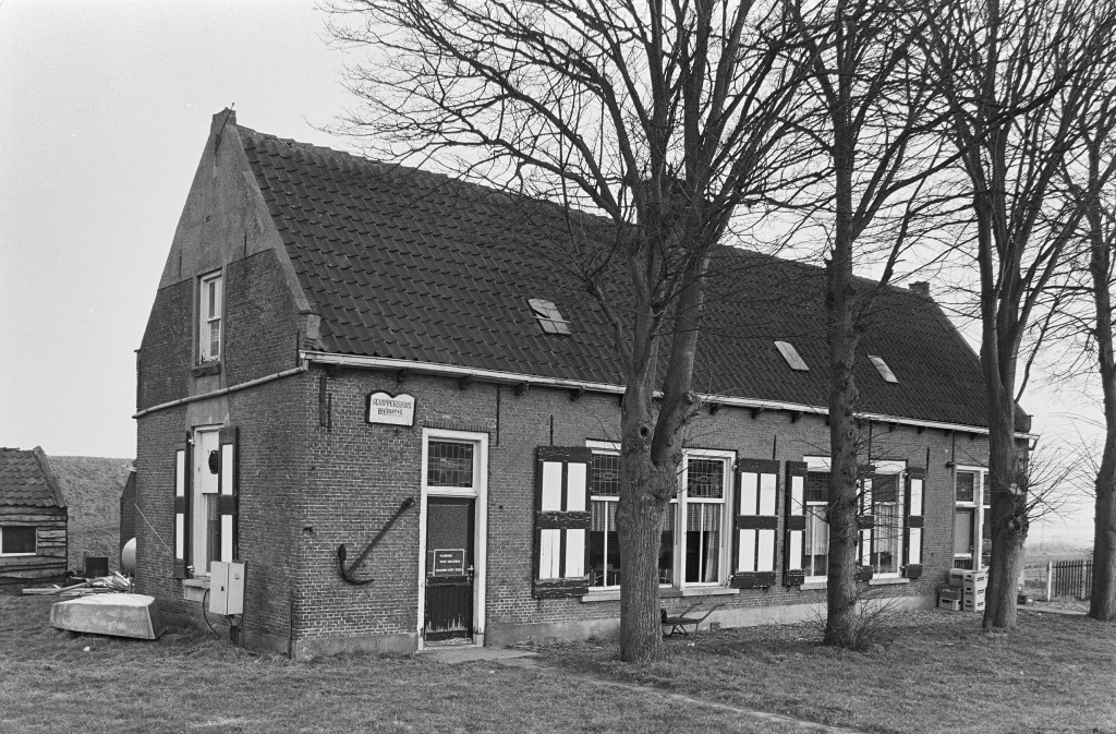 Beneden Sasweg 2 · 1981 · De Heen