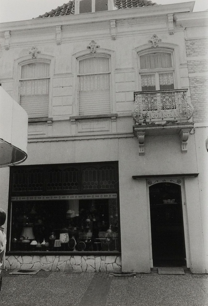 Kaaistraat 32